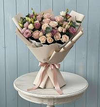 Букет цветов из:  Розы и Лизиантусы в Вишневогорске