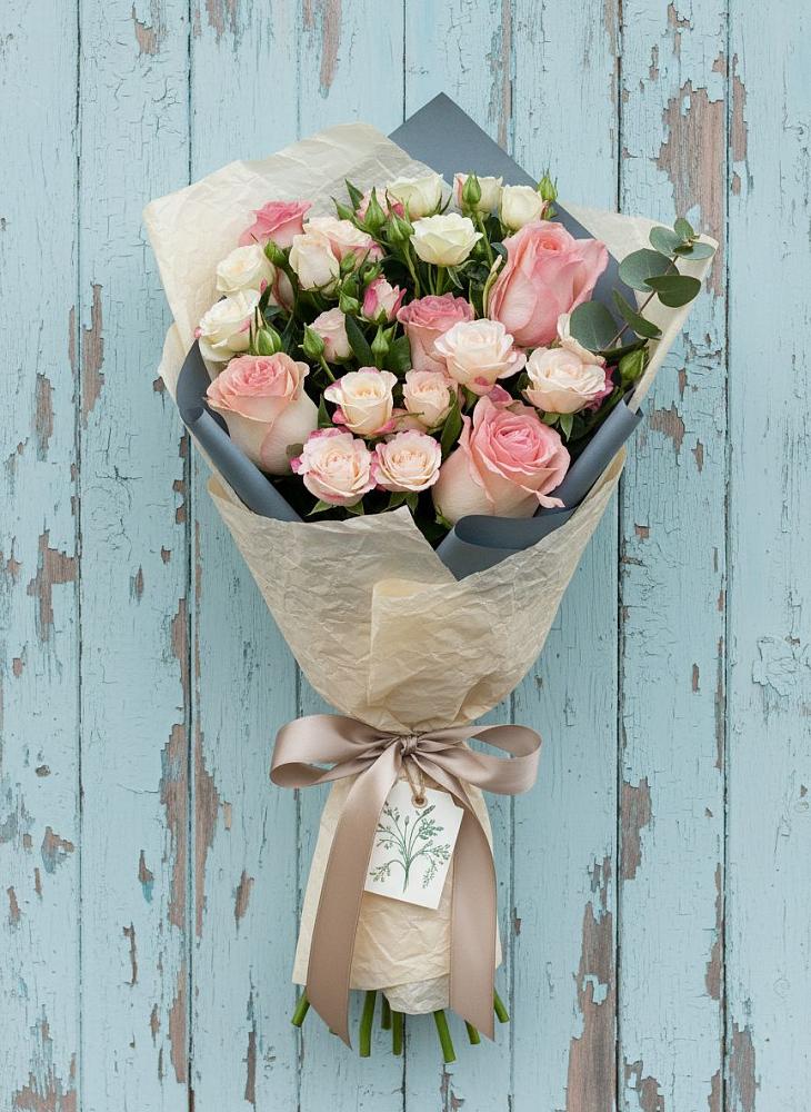 Букет цветов из: Розы в Вишневогорске