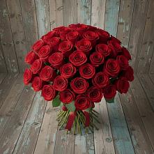 Букет 55 Красных роз Фридом #REPLACE_PRED# Вишневогорске