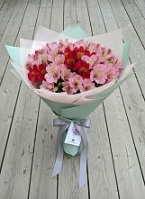 Букет цветов из:  Альстромерии в Вишневогорске