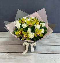 Букет цветов из:  Орхидеи и Розы в Вишневогорске