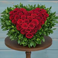 Цветочная композиция из Розы в виде сердца #REPLACE_PRED# Вишневогорске