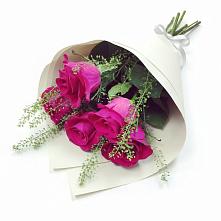 Букет цветов из:  Розы в Вишневогорске