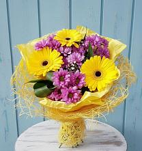 Букет цветов из:  Хризантемы и Герберы в Вишневогорске