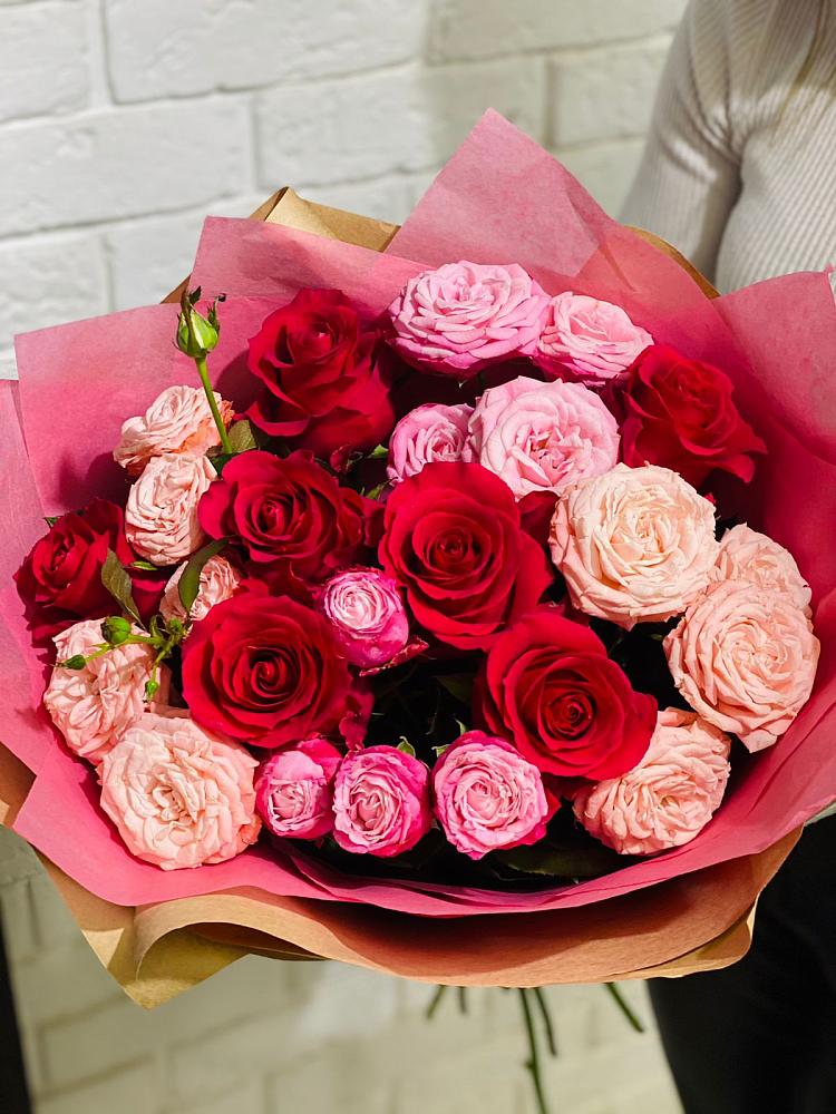 Букет цветов из: Розы в Вишневогорске