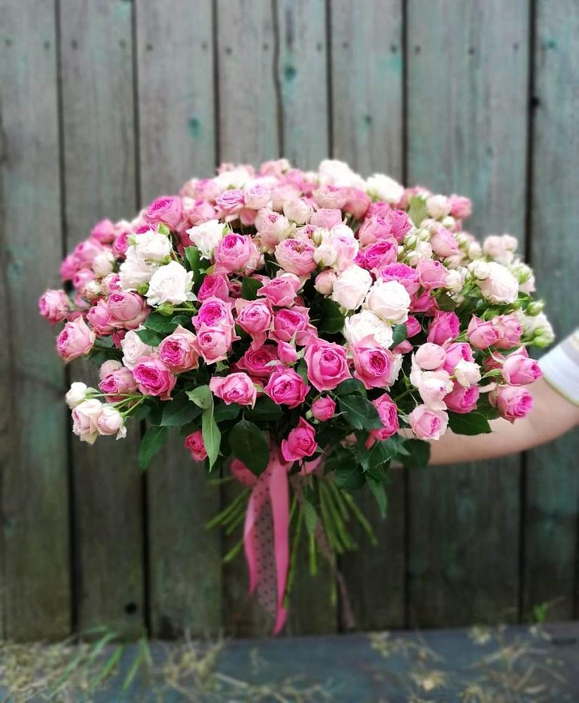 Букет Розовые кустовые розы Натали и Лав Лидия в Вишневогорске