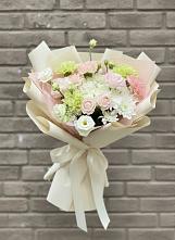 Букет цветов из:  Гвоздики, Розы, Лизиантусы и Хризантемы в Вишневогорске