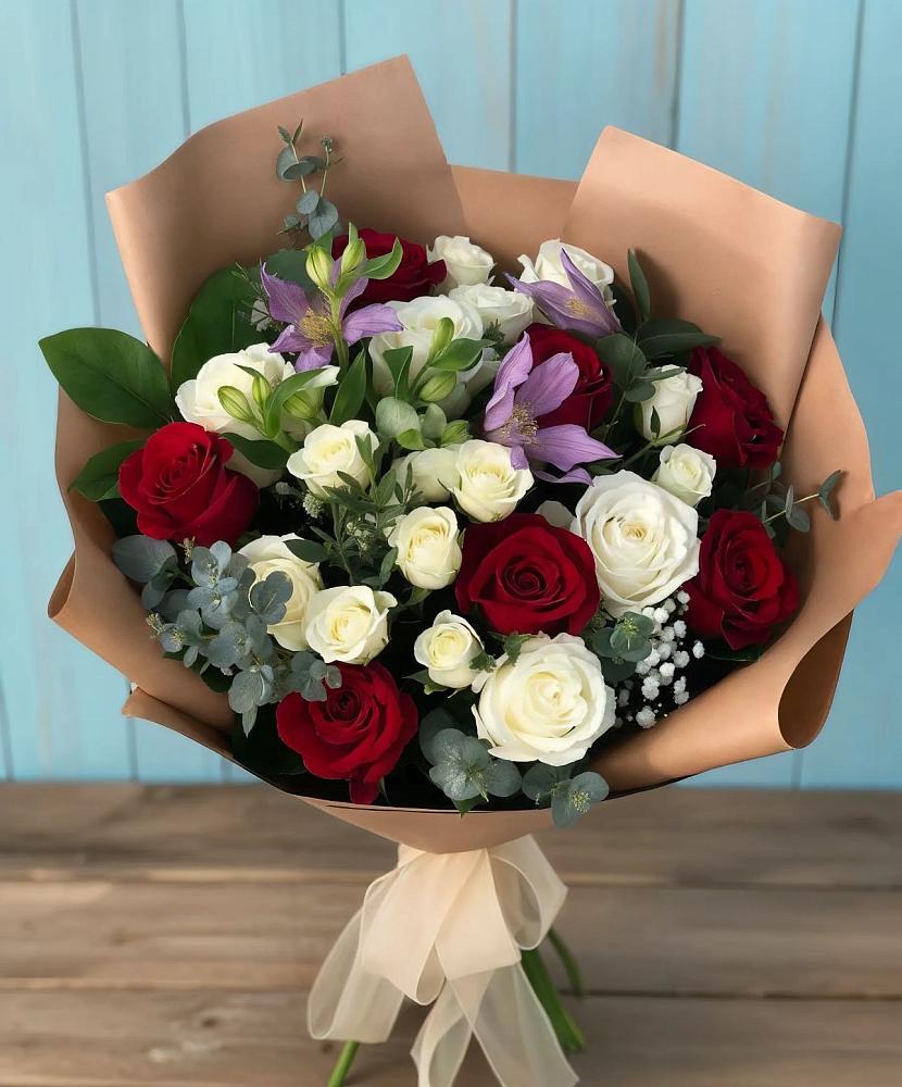 Букет цветов из: Розы и Альстромерии в Вишневогорске